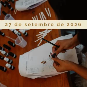 curso introdutório de perfumaria natural clean beauty curso de perfumaria natural perfume botânico criar perfume com óleos essenciais perfumaria botânica clean beauty perfume autoral curso presencial SP