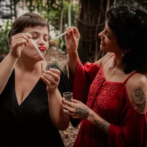 experiência para casais, date diferente em São Paulo, criar perfume a dois, presente criativo para casal, oficina de perfumaria, experiência a dois, presente romântico, experiência particular para casais, aniversário de namoro