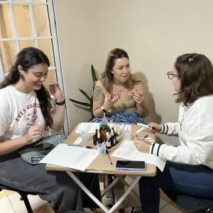 workshop de perfumaria natural, criar meu próprio perfume, experiência sensorial, acordes aromáticos, workshop de perfumaria, fazer perfume com amigas, experiencias com amigas em sp, date diferente sp